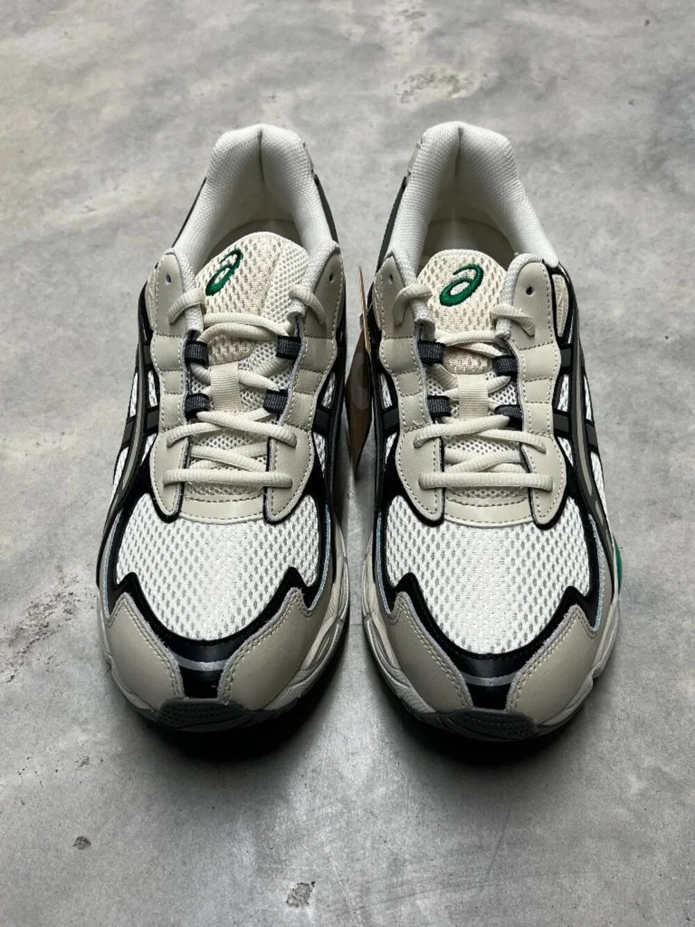 Asics Gel NYC 2055 Pale Oak Truffle Grey Men's Size 11.5 1203A542-200 - New